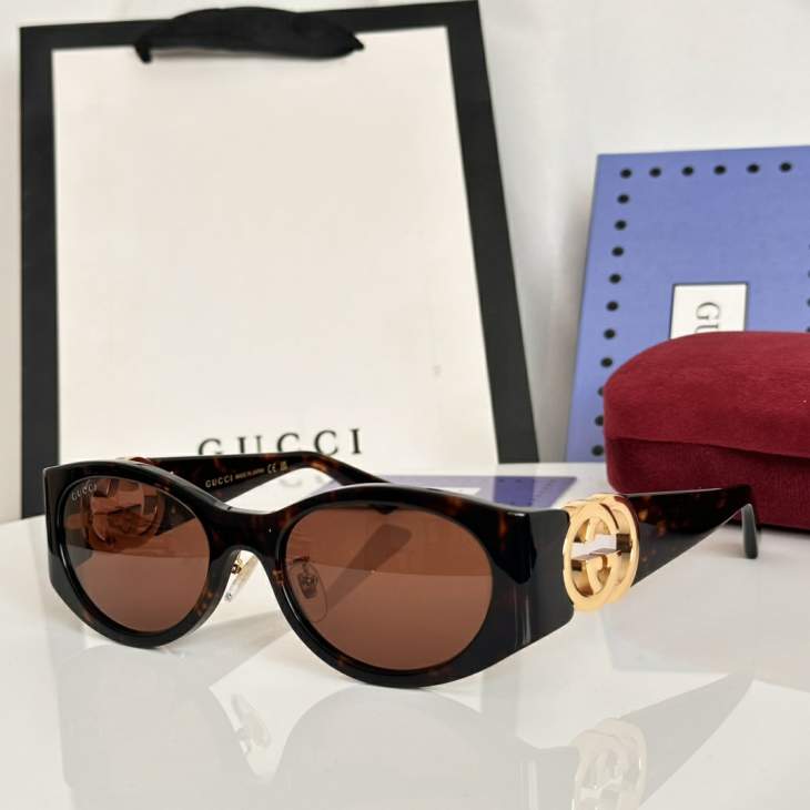 Picture of Gucci Sunglasses _SKUfw79399424fw